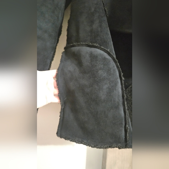 VELVET by Graham&Spencer Faux fur lined  faux suede outer draped jacket. Size S - Picture 6 of 13
